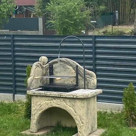 بيت للعطل Lipi - Away From *