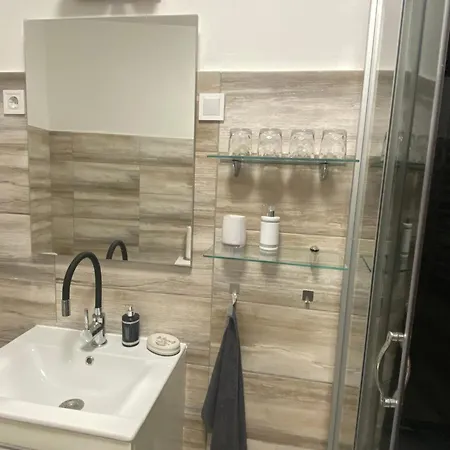 Lipi - Away From * Balatonszárszó