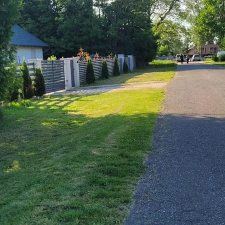 Lipi - Away From بيت للعطل Balatonszárszó