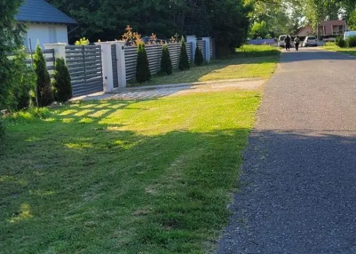 Lipi - Away From Vakantiehuis Balatonszárszó